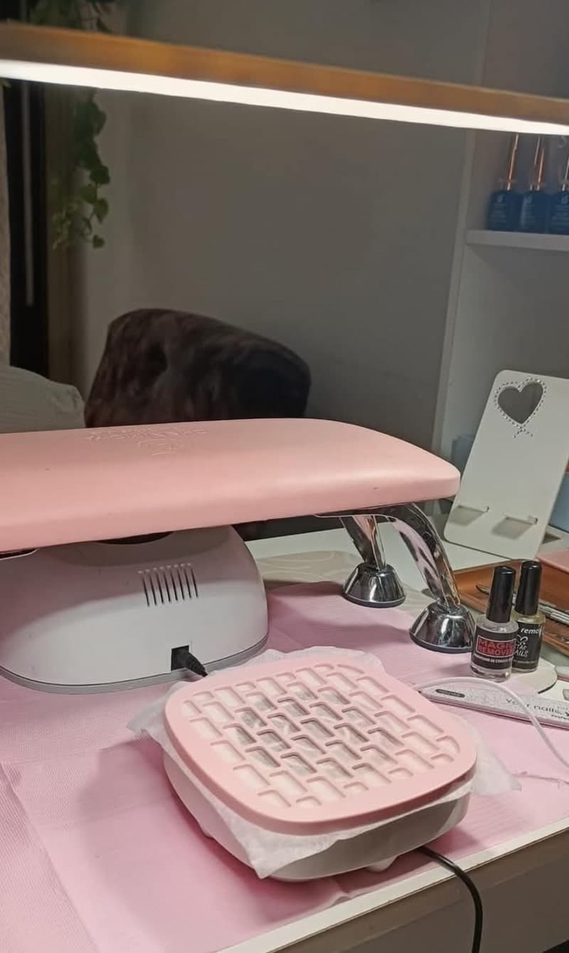 Manolita Nails